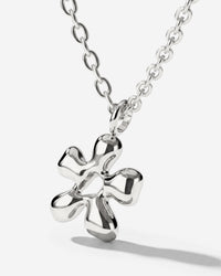 [[Color:Silver]]
