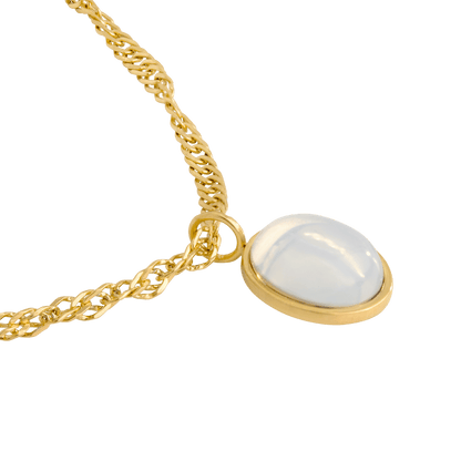 Oval Pendant Necklace Gold