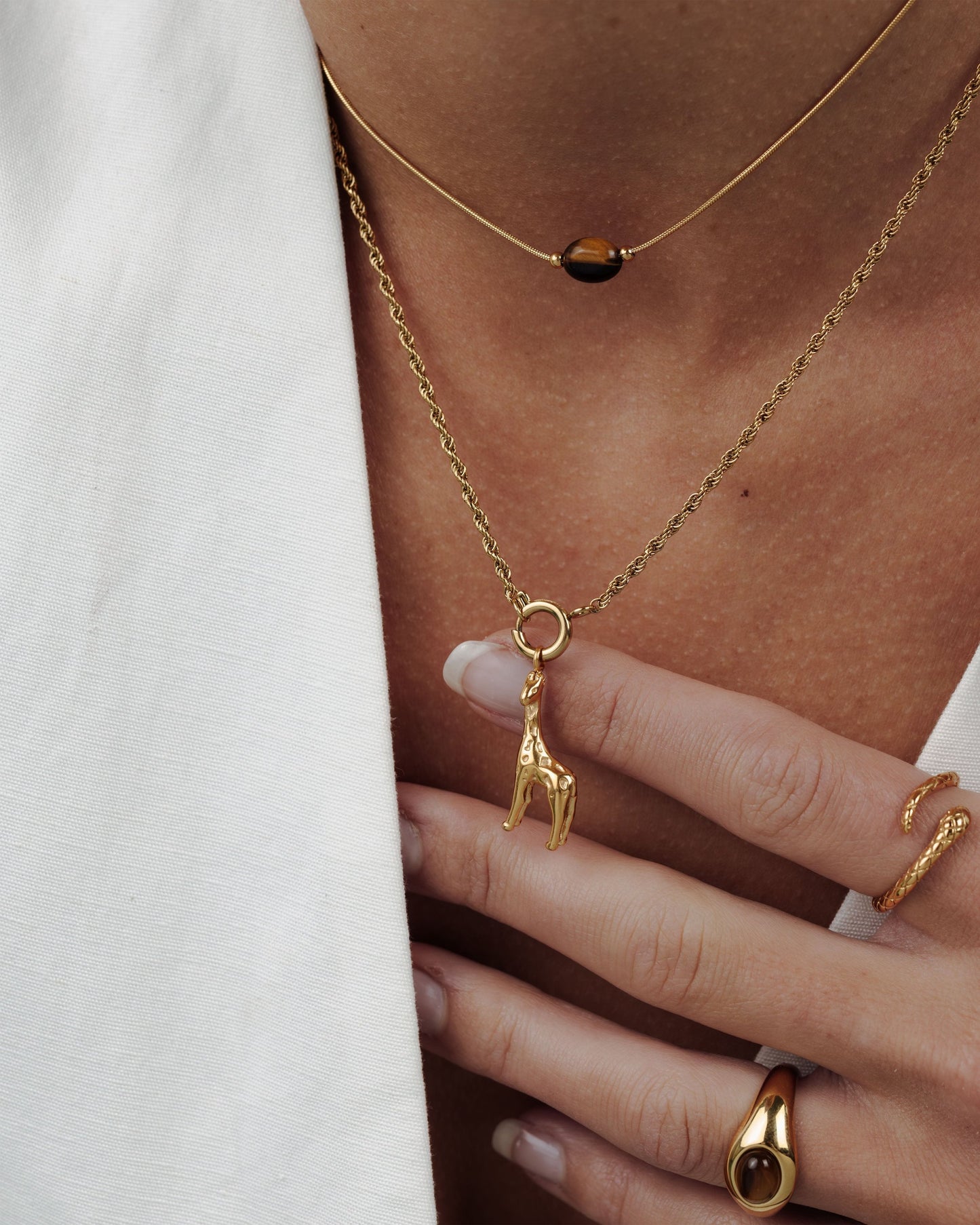 [[Color:Gold,shopthelook]]