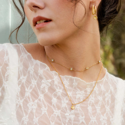 Flower 'n' Beads Necklace Gold