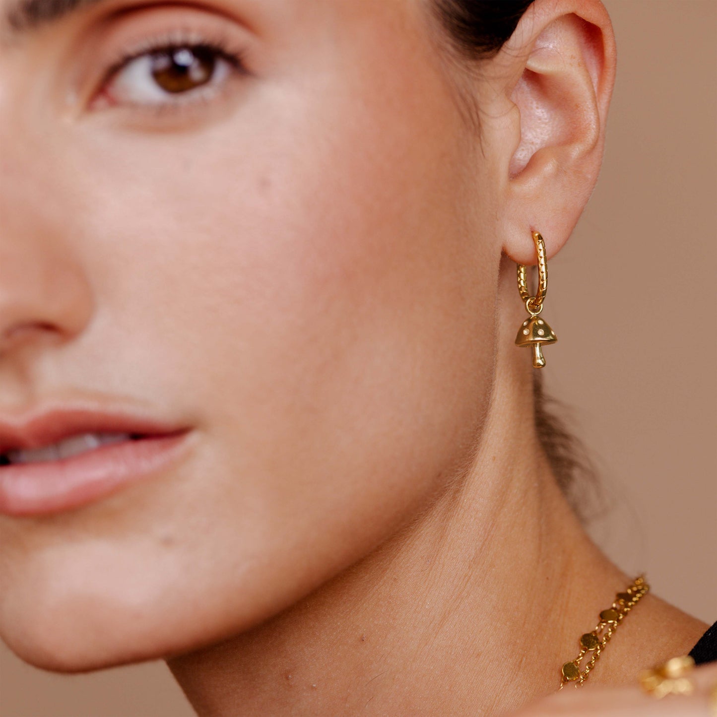 Cute Mushroom Twisted Oval Hoop Set Baby Gold