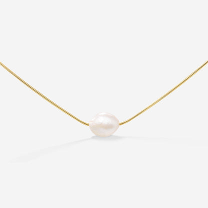 Minimalist Pearl Necklace Gold
