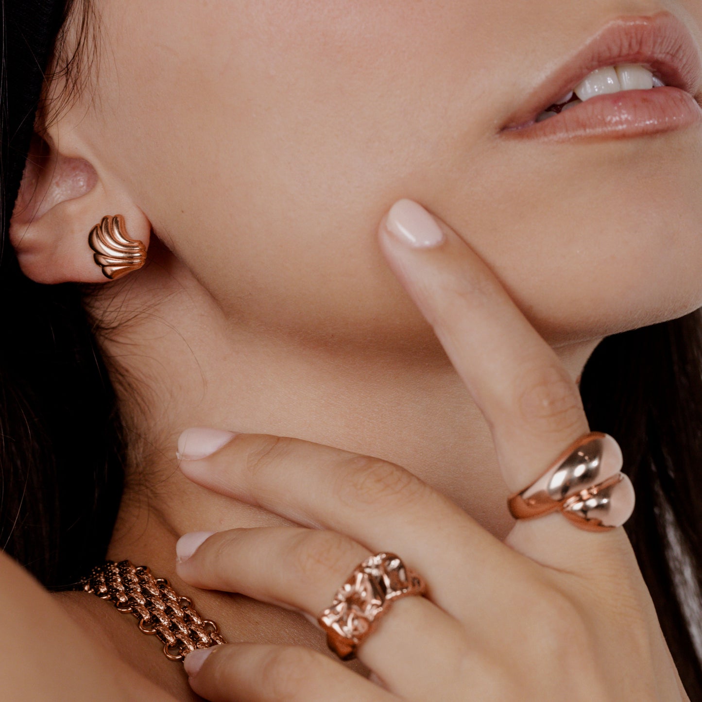 Simple Wave Studs Rose Gold