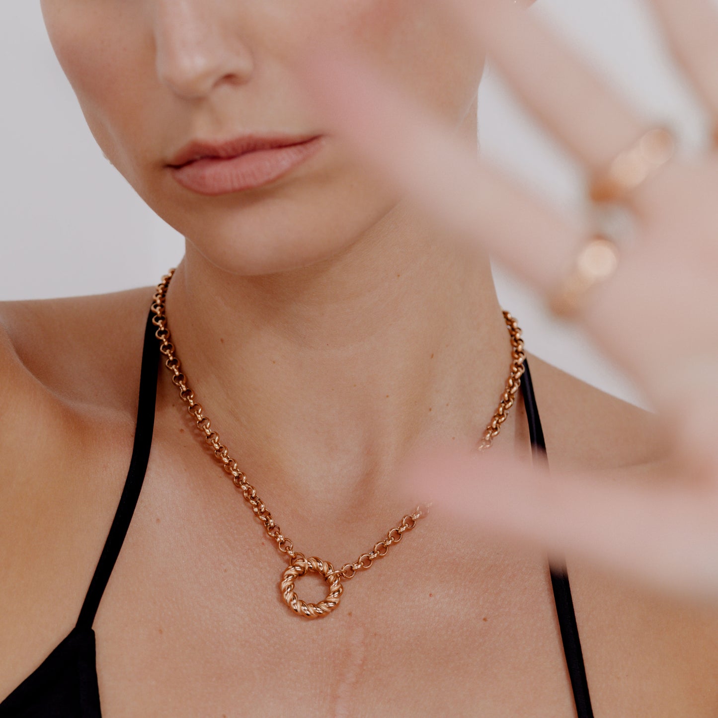 Twisted Donut Necklace Rose Gold