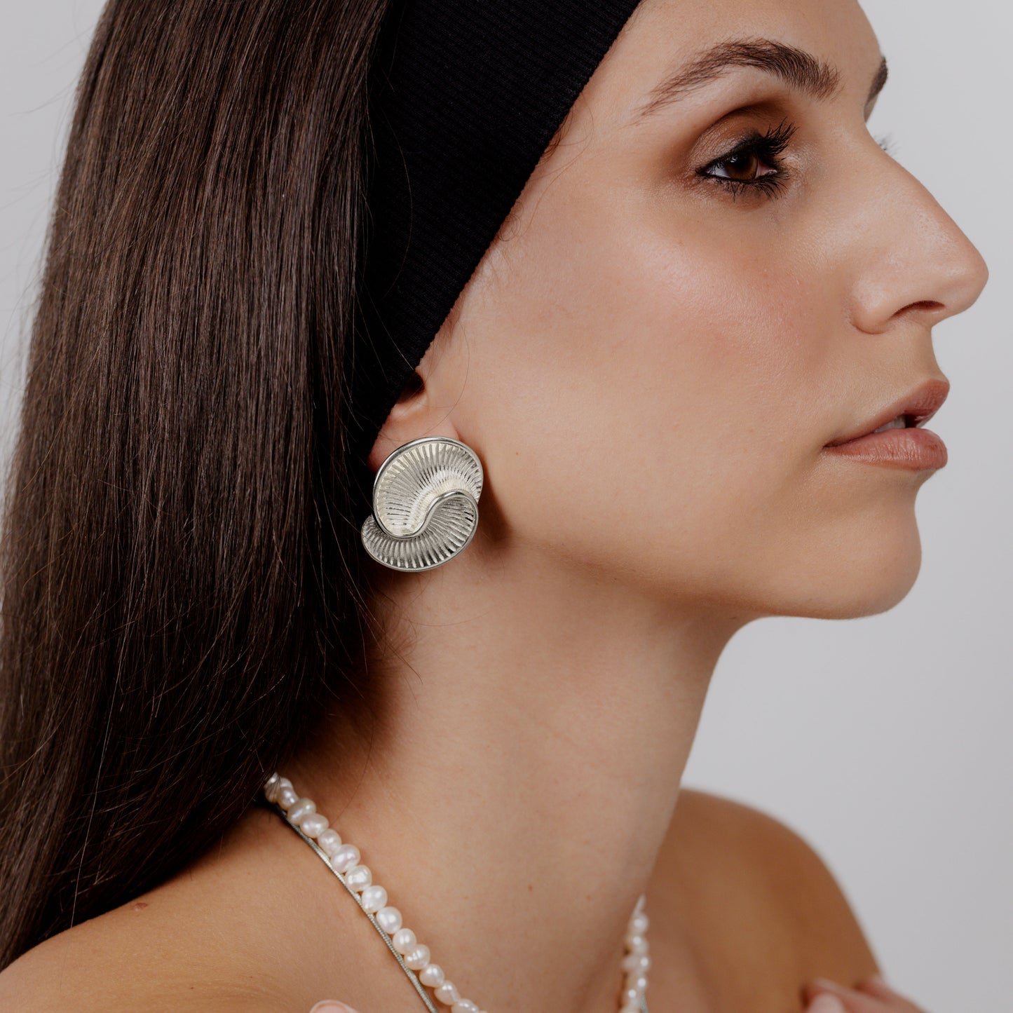 Winding Spiral Studs Silver