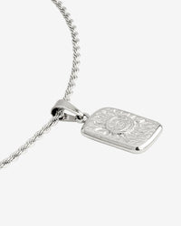 [[Color:Silver]]