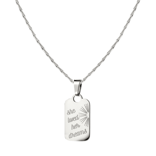 She lived her dreams Necklace Silver