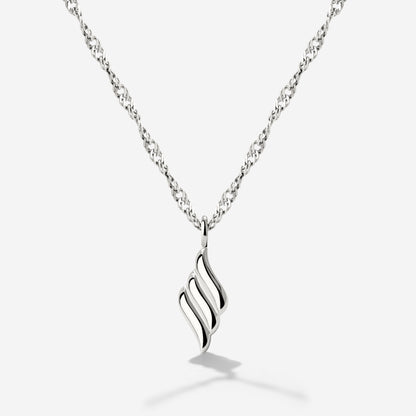 Lustrous Pendant Necklace Silver