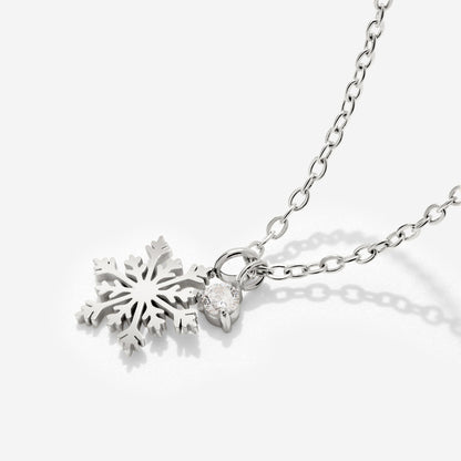 Sparkling Snowflake Necklace Silber