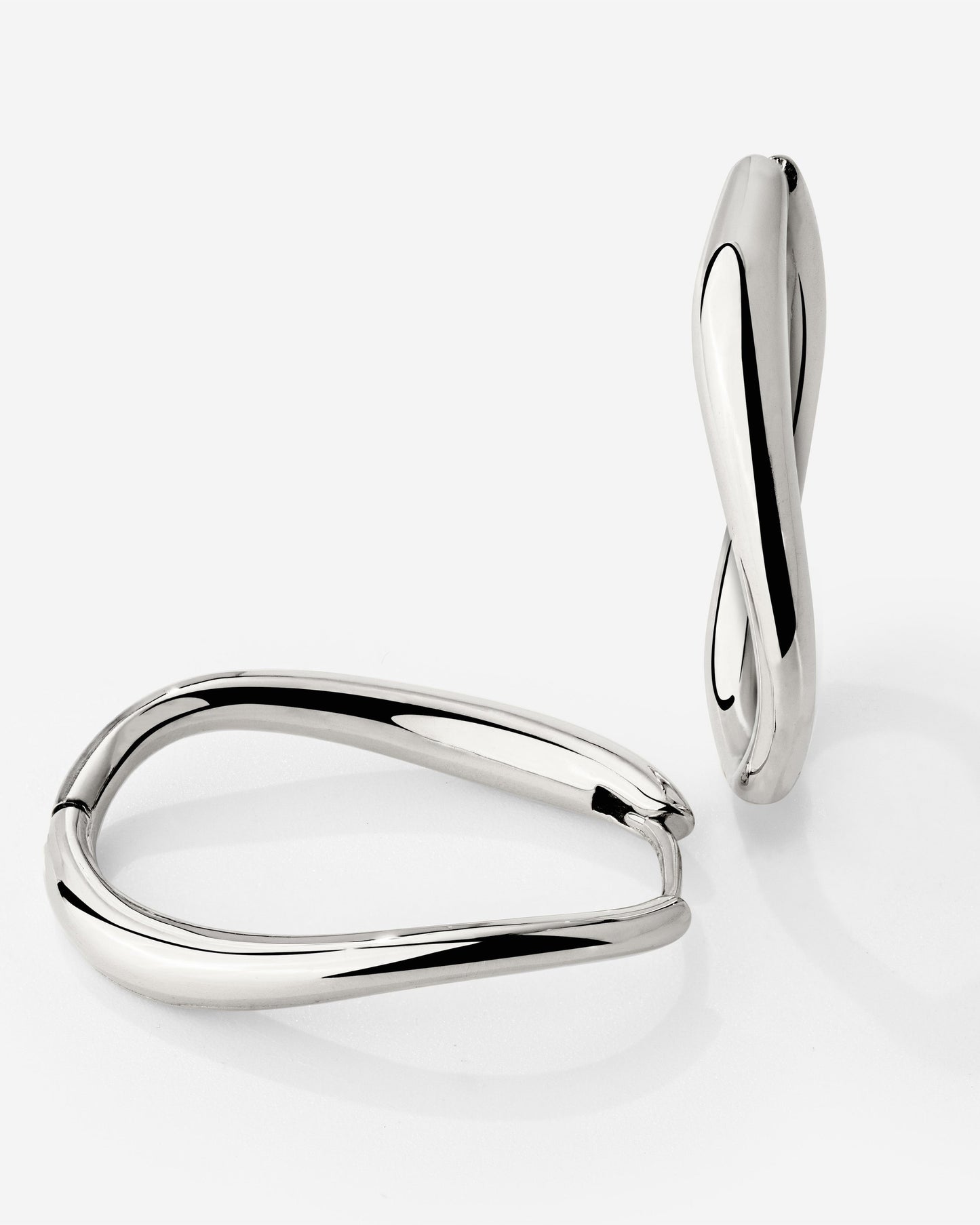 [[Farbe:Silber]]