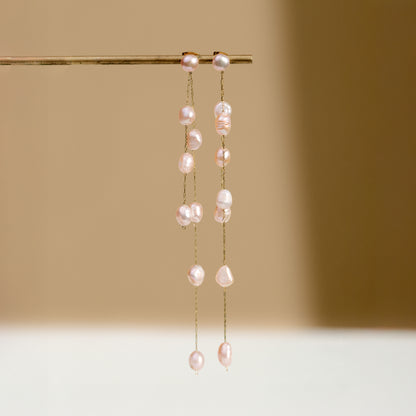 Blush Pearl Fall Earrings Gold