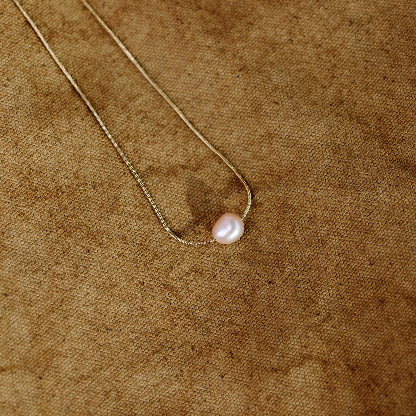 Blush Pearl Choker Silver