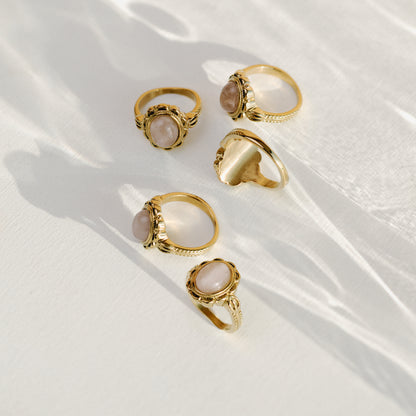 Heirloom Ring Silver