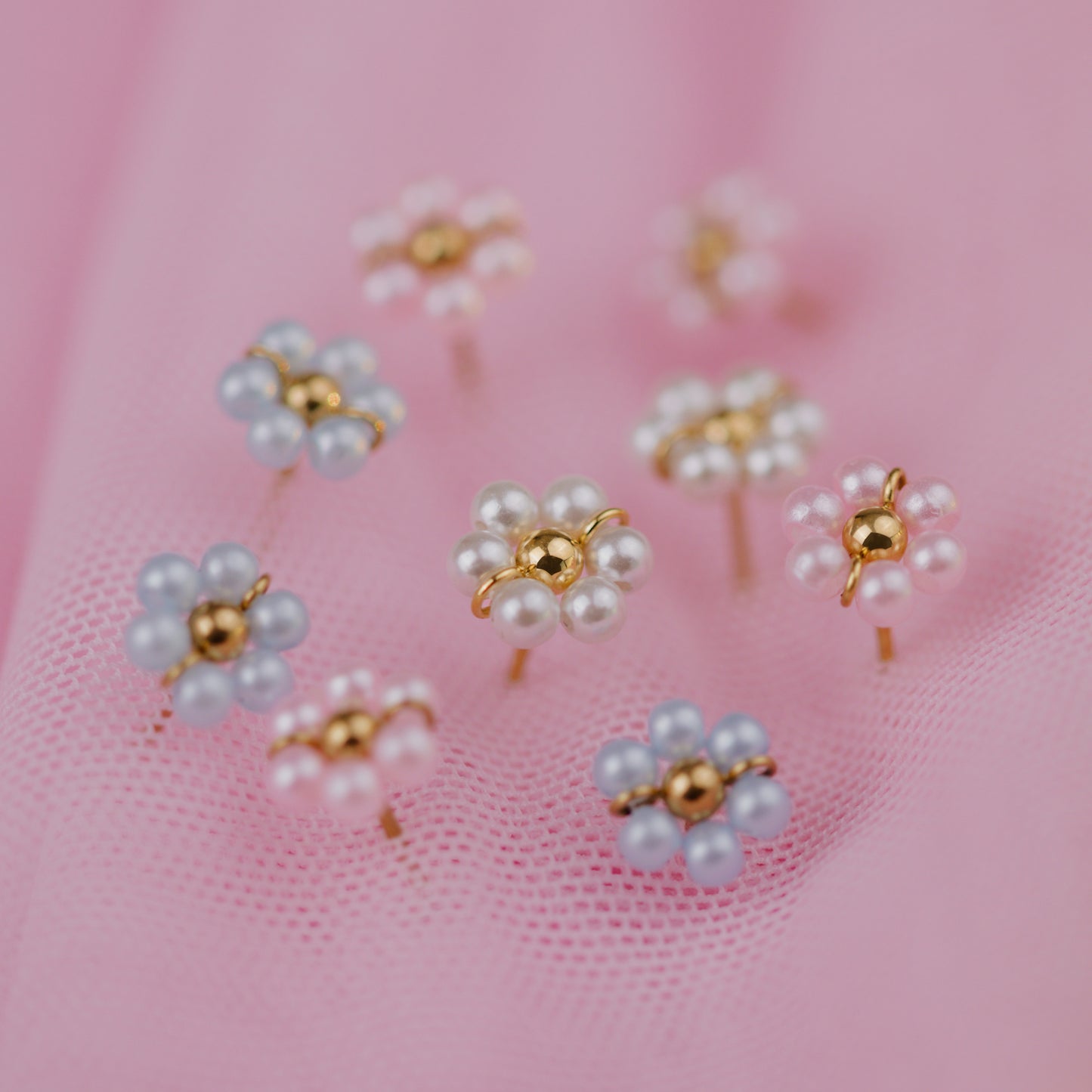 Pretty Pink Daisy Studs Gold