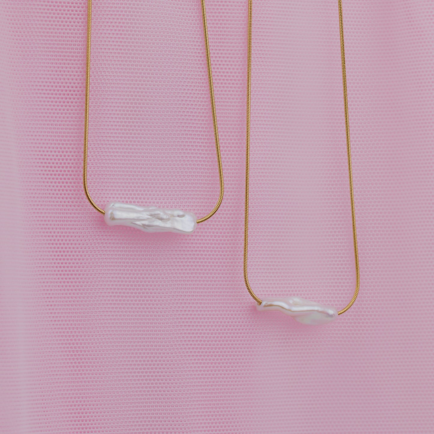 Luminous Pearl Choker Gold