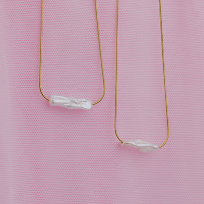 Luminous Pearl Choker Gold