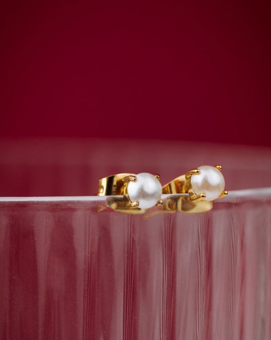 Dream Pearl Studs Rose Gold