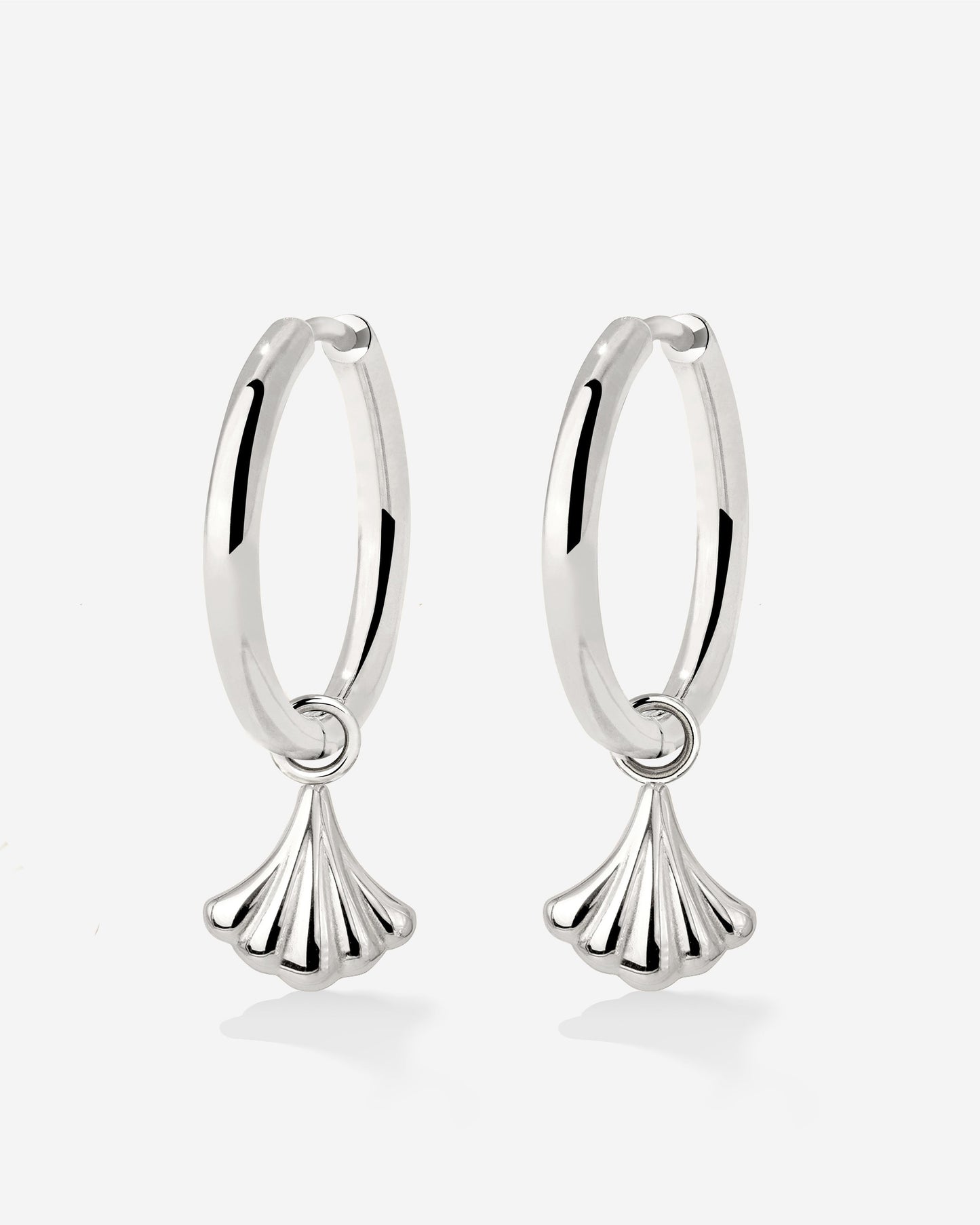 [[Color:Silver]]