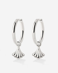 [[Color:Silver]]