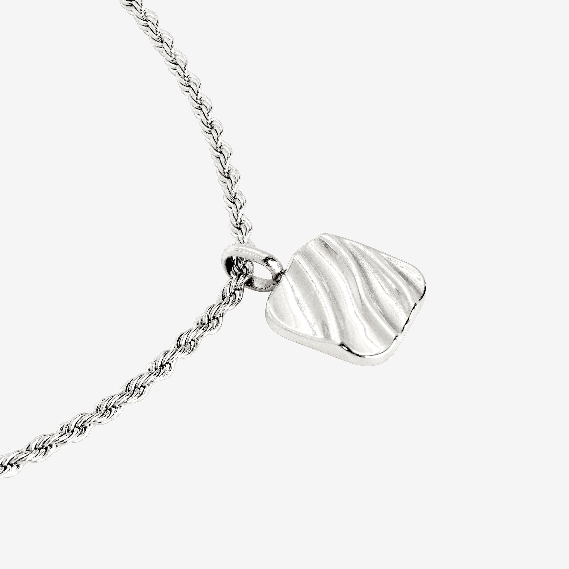 Sounds of the Sea Necklace Silver