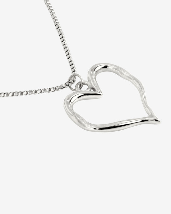 Melting Heart Necklace Silver