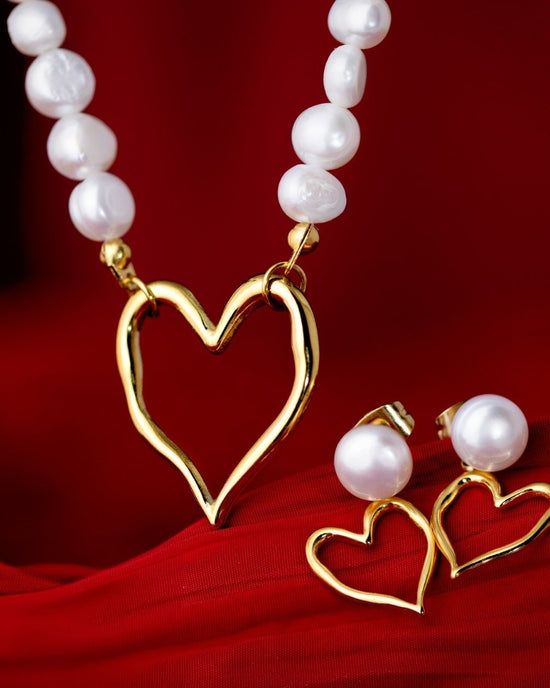Melting Heart Pearl Necklace gold