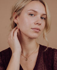 [[Farbe:Gold,shopthelook]]
