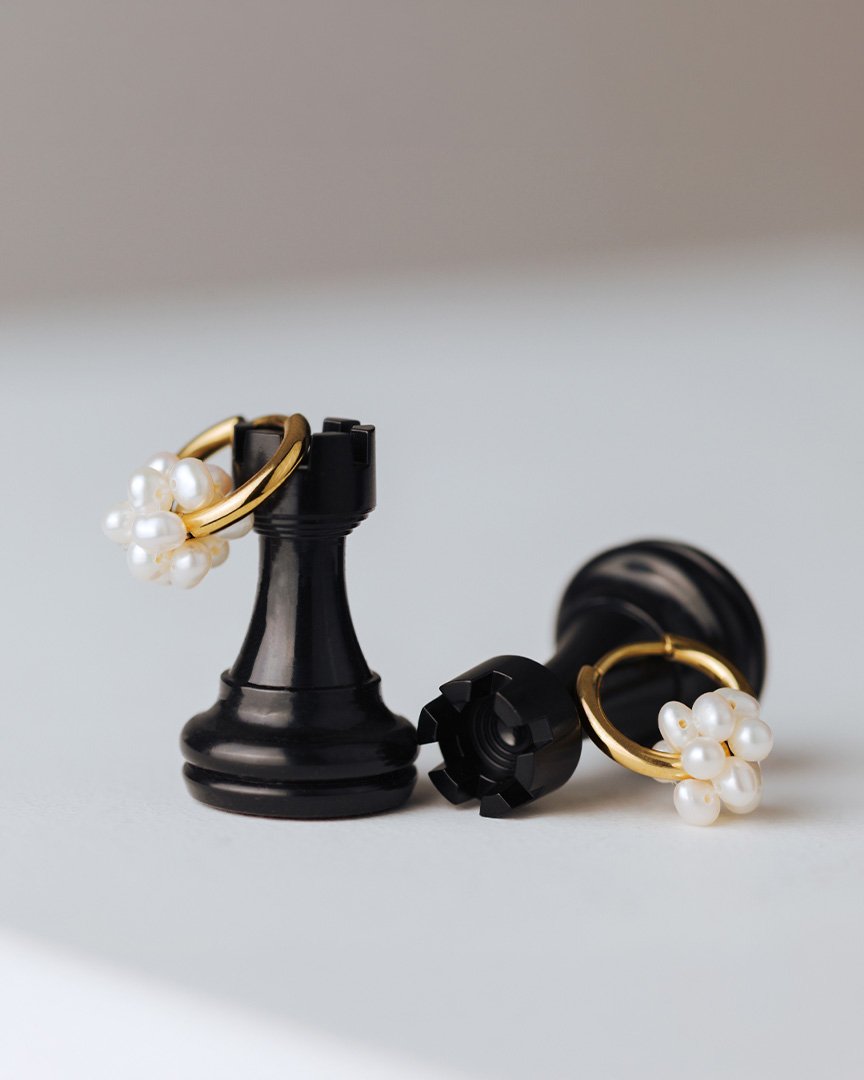 Pearl Cluster Hoops gold