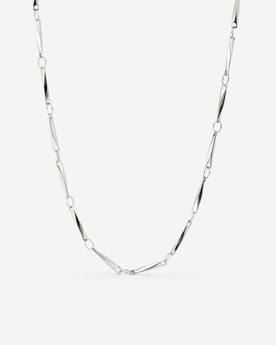 Curved Links Necklace Silver