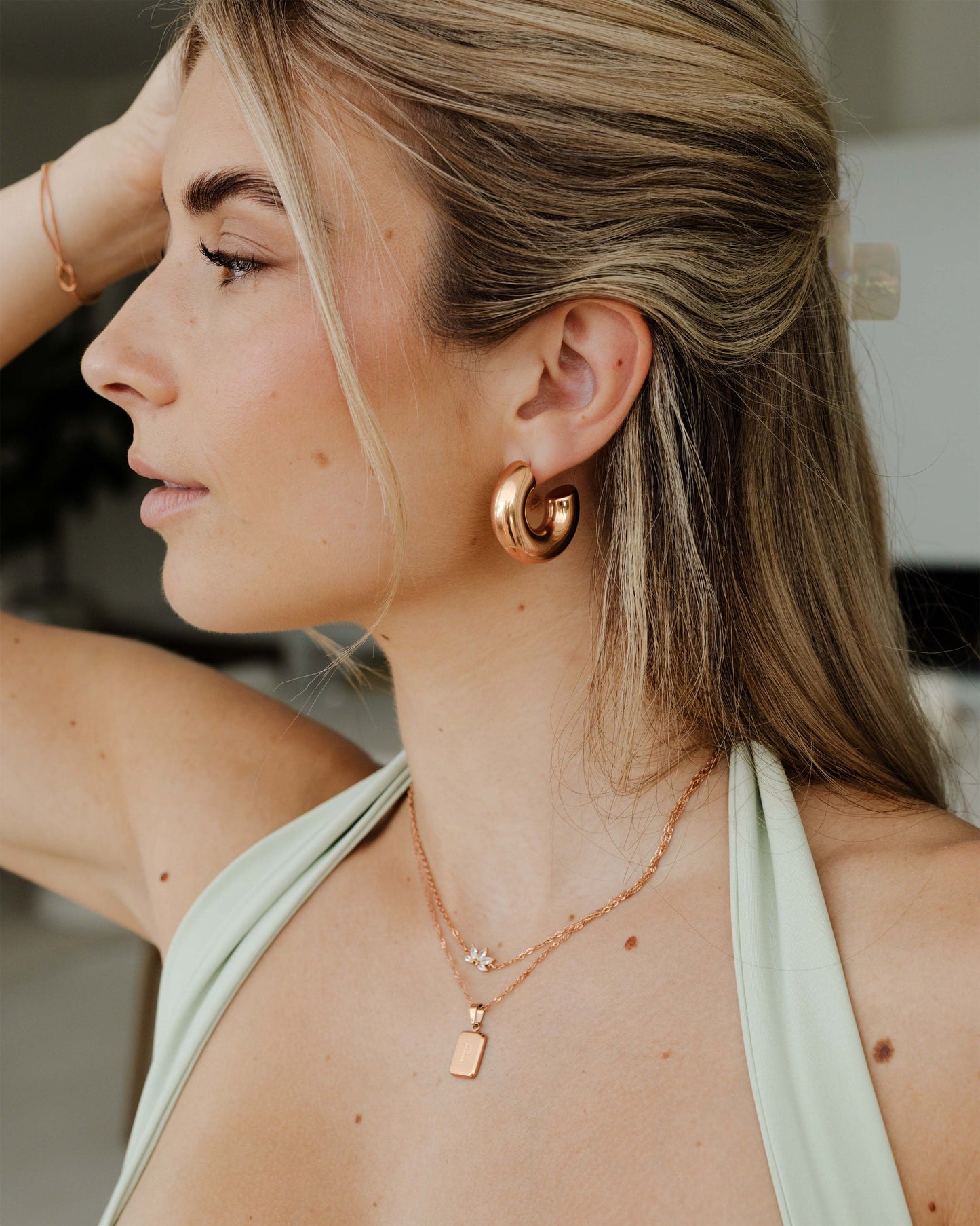 [[Color:Rose Gold,shopthelook]]