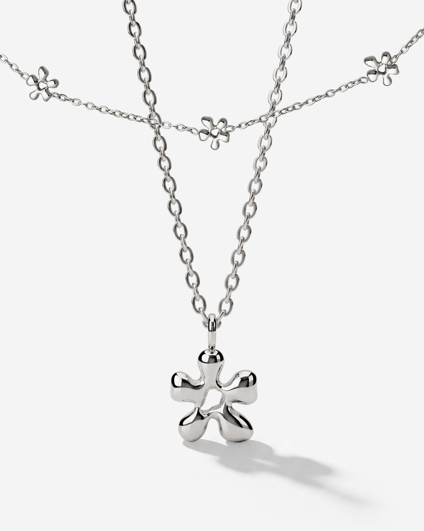 [[Color:Silver]]