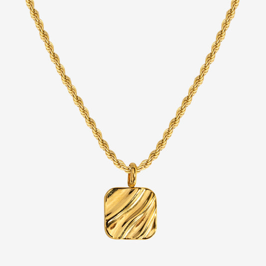 Sounds of the Sea Necklace gold