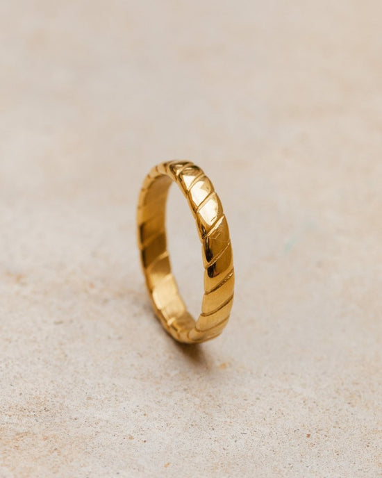 Flat Stripe Ring Rose Gold