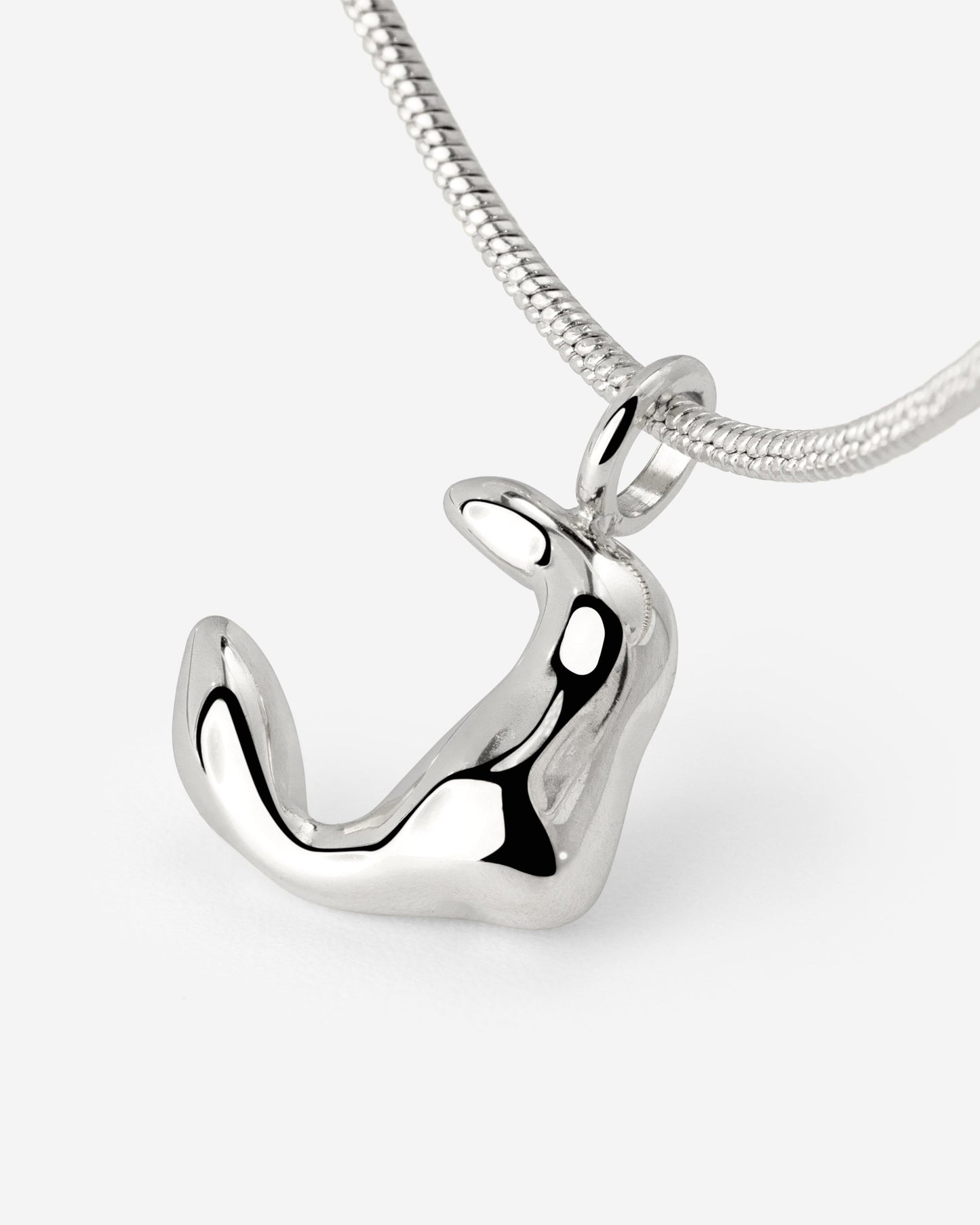 [[Color:Silver]]