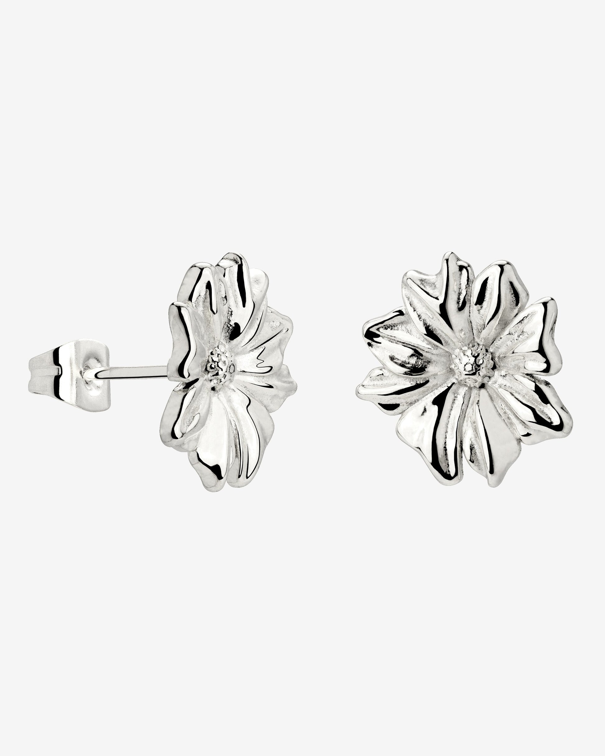 Pure Petal Studs Silver