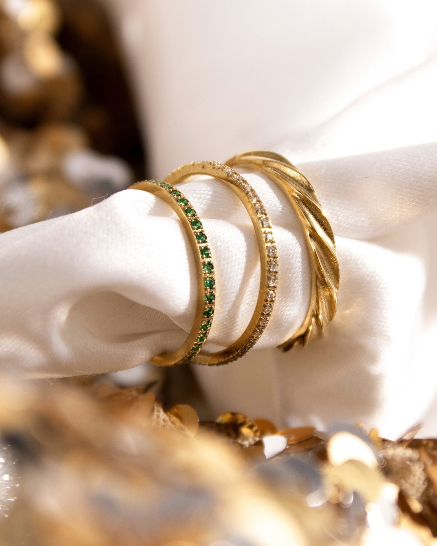[[Color:Gold]]