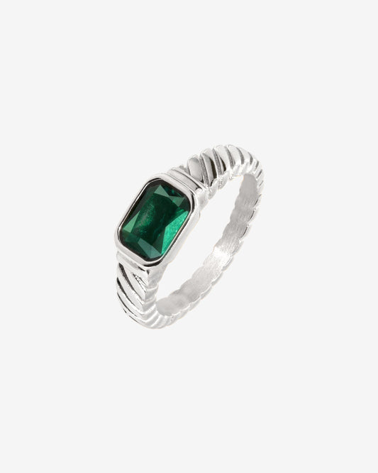 Brilliant Emerald Ring Silver