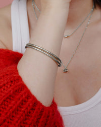 [[Farbe:Silber,shopthelook]]