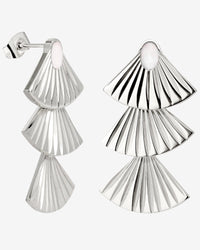 [[Color:Silver]]