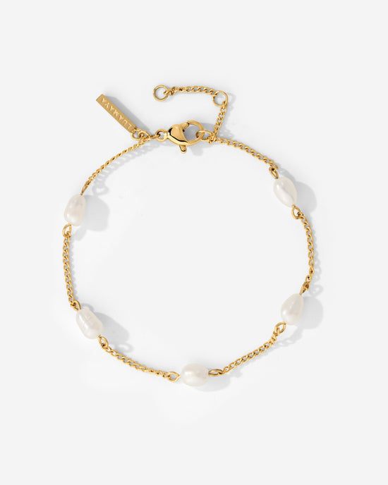 Pearl after Pearl Bracelet Gold