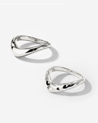 [[Color:Silver]]