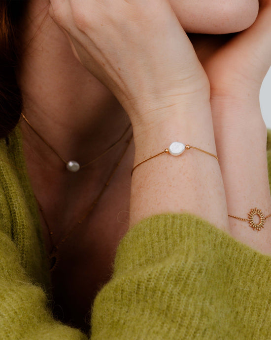 Minimalist Pearl Bracelet Rose Gold