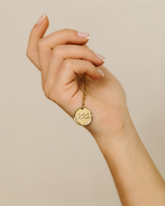 Zodiac Necklace – Aquarius Gold