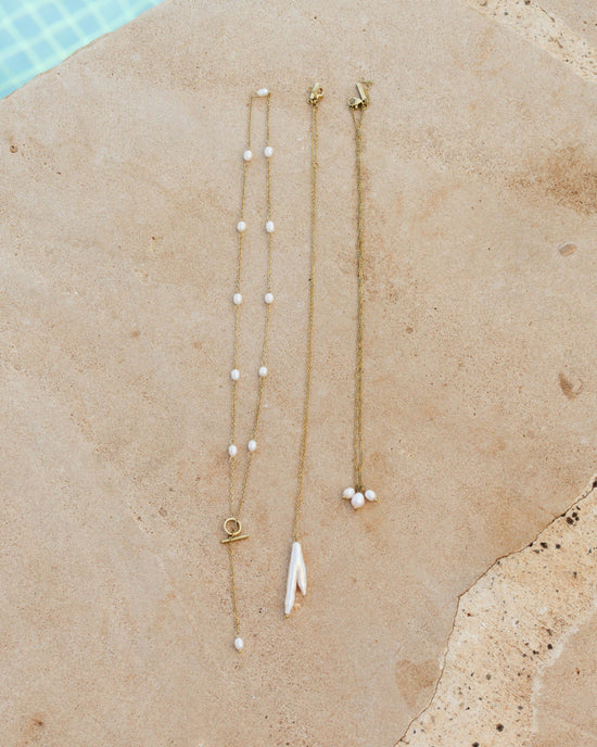 Three Pearls Necklace