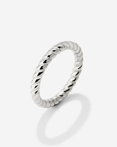 Endless Twist Ring Silver