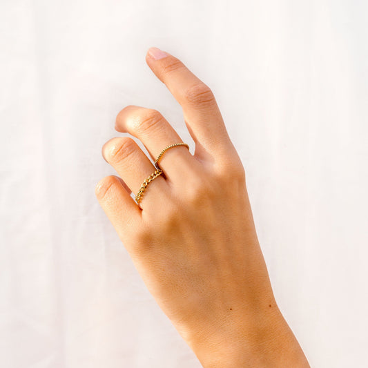 Curb Chain Ring Gold