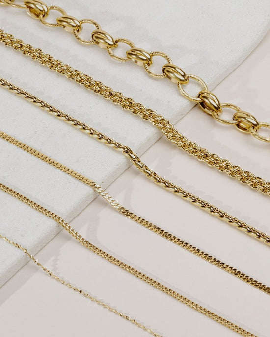 Snaked Necklace Rose Gold