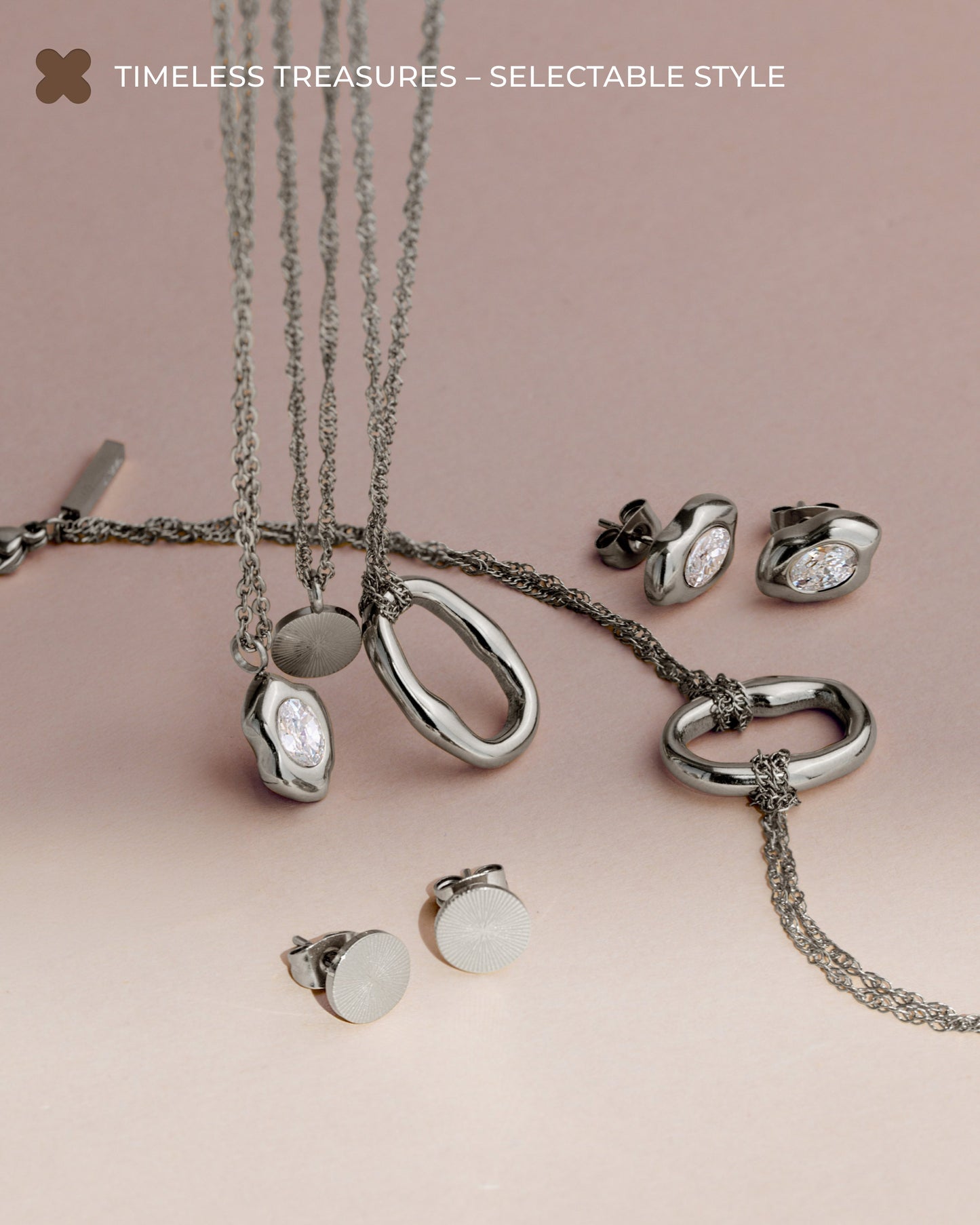 [[Style:Timeless Treasure Silber]]