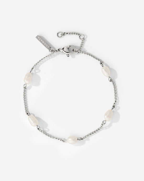 Pearl after Pearl Bracelet Silver