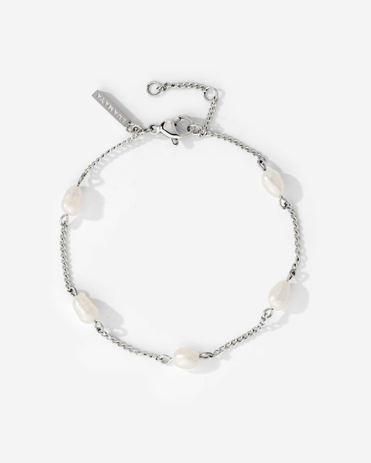 Pearl after Pearl Bracelet Silver